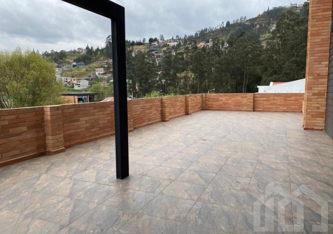 Suite en venta sector Narancay