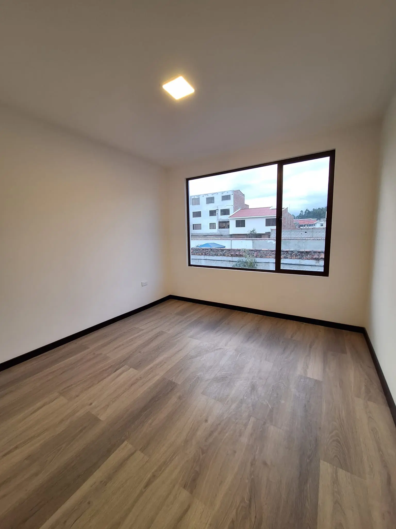 Casa en Cuenca Sector Cdla. Kennedy CE-20149