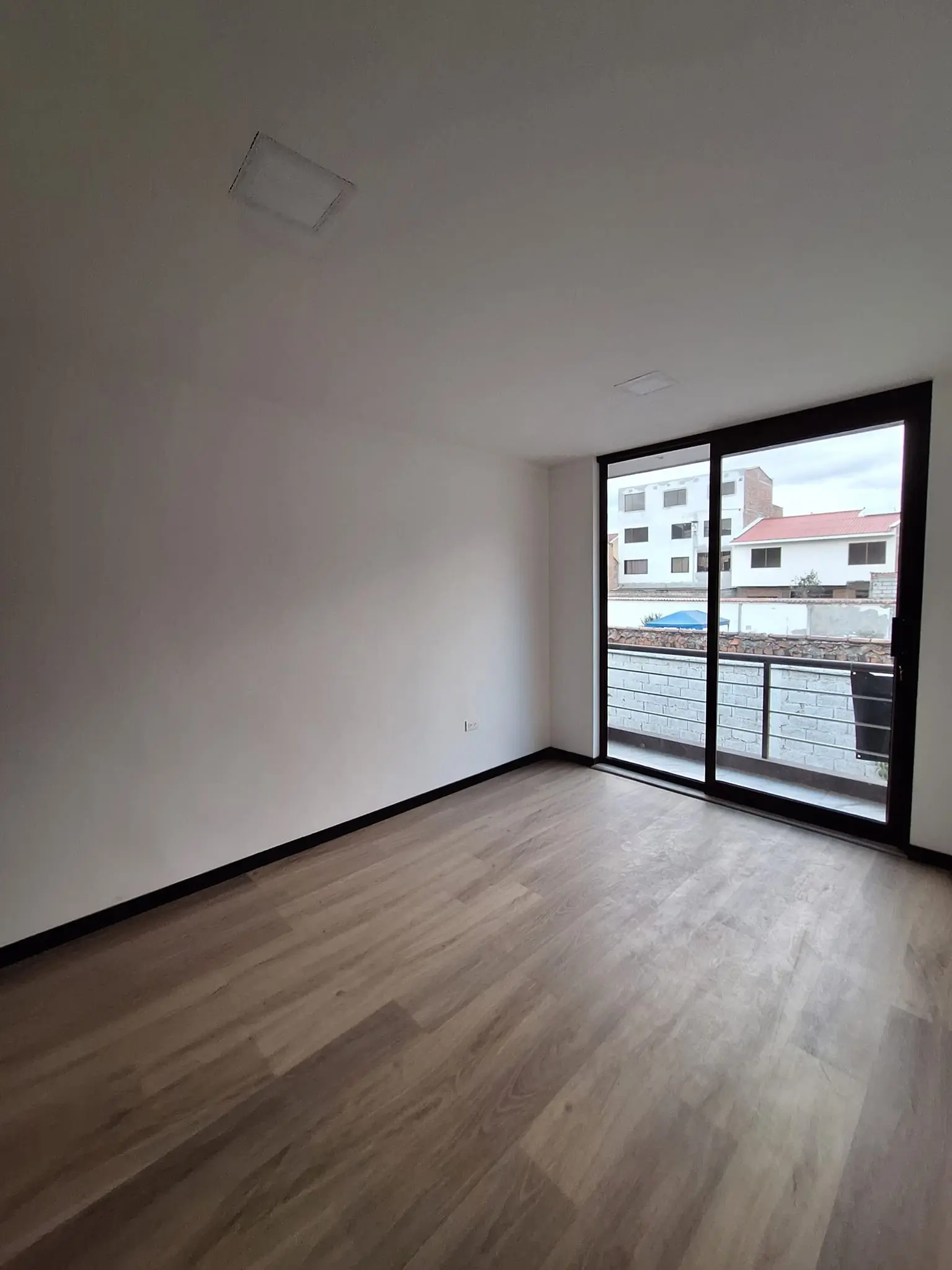 Casa en Cuenca Sector Cdla. Kennedy CE-20149