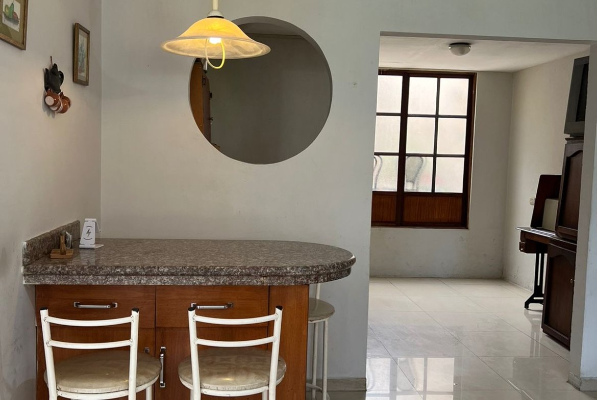 𝗔𝗺𝗽𝗹𝗶𝗮 𝗖𝗮𝘀𝗮 𝗰𝗼𝗻 𝗲𝘀𝗽𝗮𝗰𝗶𝗼 𝗩𝗲𝗿𝗱𝗲 + 𝗠𝗶𝗻𝗶 𝗗𝗲𝗽𝗮𝗿𝘁𝗮𝗺𝗲𝗻𝘁𝗼 + 𝗘𝘀𝘁𝗿𝘂𝗰𝘁𝘂𝗿𝗮 𝗽𝗮𝗿𝗮 𝘀𝗲𝗴𝘂𝗻𝗱𝗮 𝘃𝗶𝘃𝗶𝗲𝗻𝗱𝗮