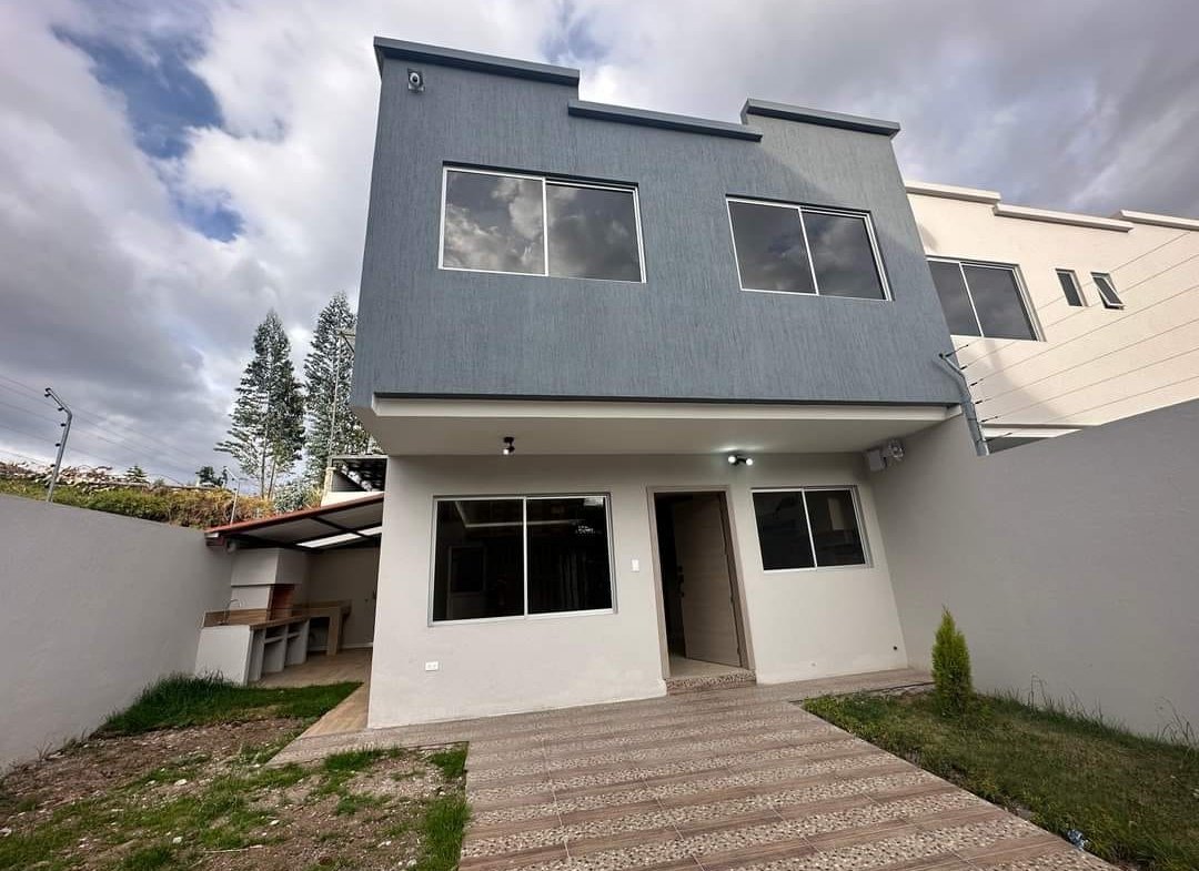 𝗖𝗔𝗦𝗔 𝗩𝗜𝗣 𝗖𝗢𝗡 𝗘𝗦𝗣𝗔𝗖𝗜𝗢 𝗩𝗘𝗥𝗗𝗘⁣ RACAR PLAZA