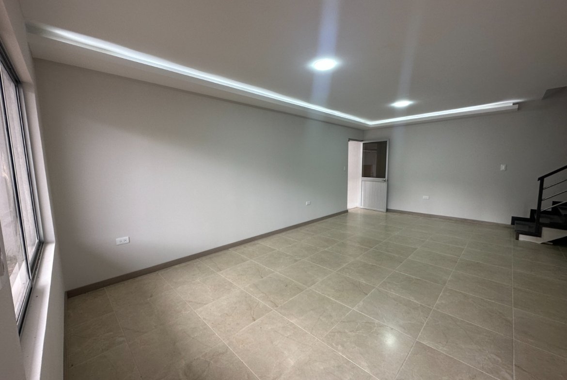 𝗖𝗔𝗦𝗔 𝗩𝗜𝗣 𝗖𝗢𝗡 𝗘𝗦𝗣𝗔𝗖𝗜𝗢 𝗩𝗘𝗥𝗗𝗘⁣ RACAR PLAZA