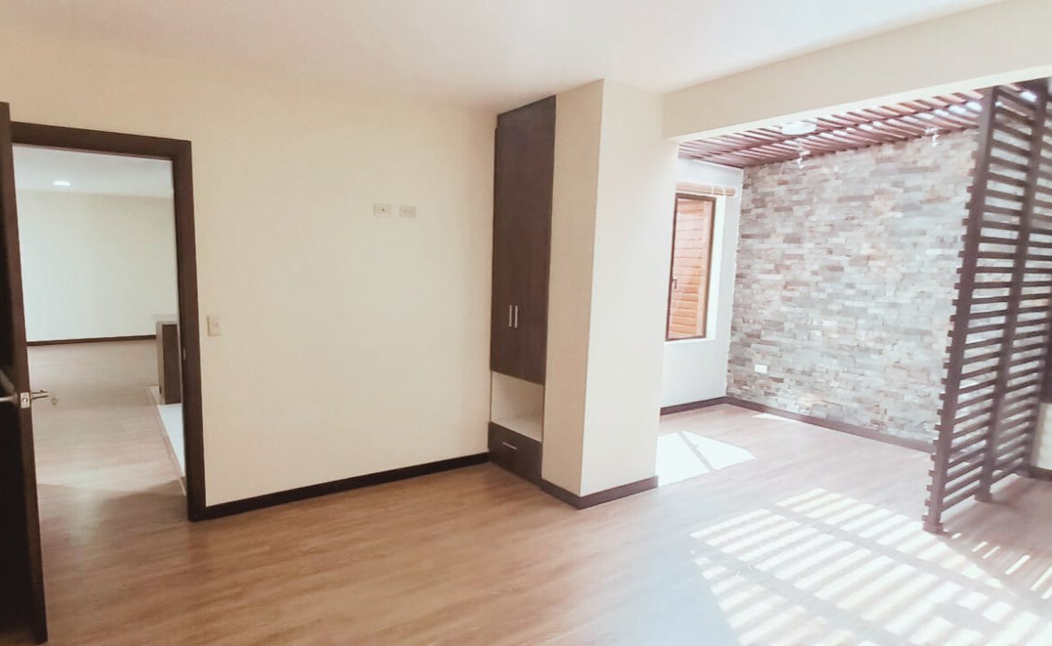 DEPARTAMENTO EN CUENCA EN MISICATA CE-20421