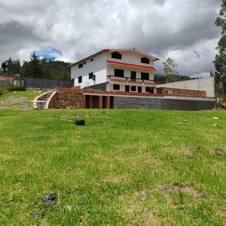 Quinta en Venta Ricaurte Cuenca 2000 m²