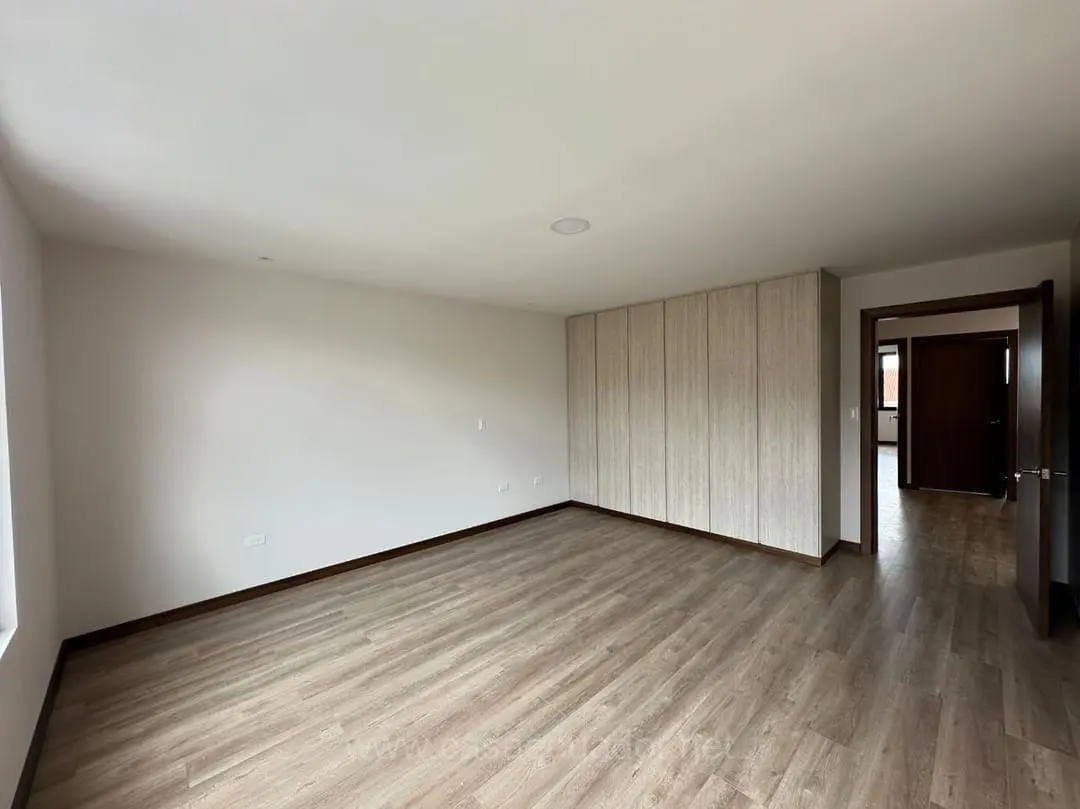 Casa Independiente en Venta Sector EMOV Misicata Cuenca
