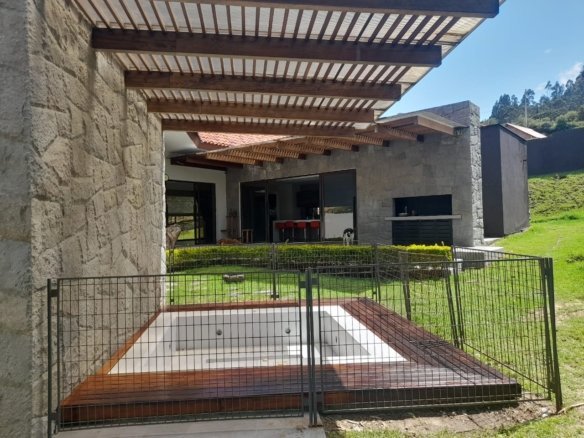 Casa en venta Apangoras Challuabamba Cuenca