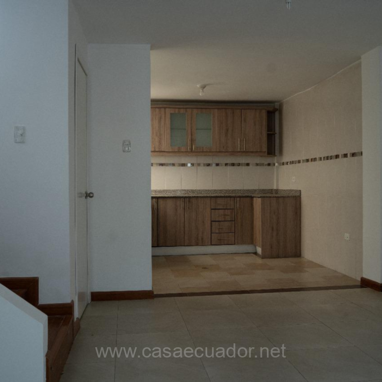 Casa en venta en La Armenia Conocoto dentro de conjunto privado