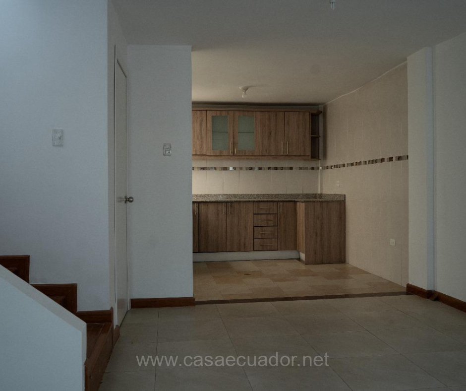 Casa en venta en La Armenia Conocoto dentro de conjunto privado