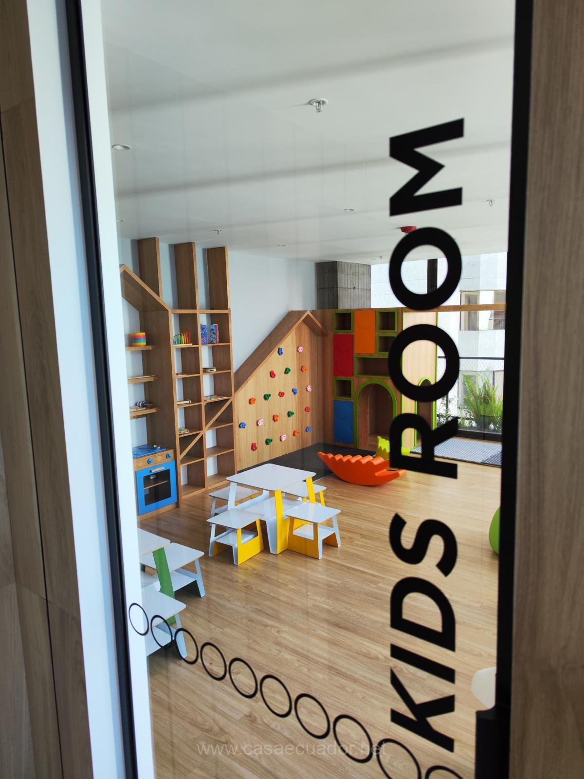 Suite IQON en Venta La Carolina Quito Piso 30
