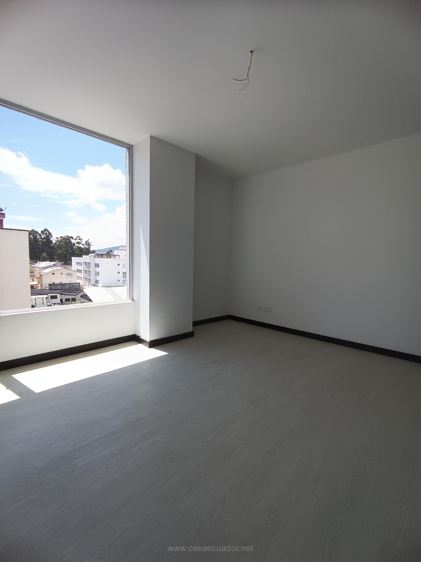Suite en venta en Ponceano Quito por estrenar