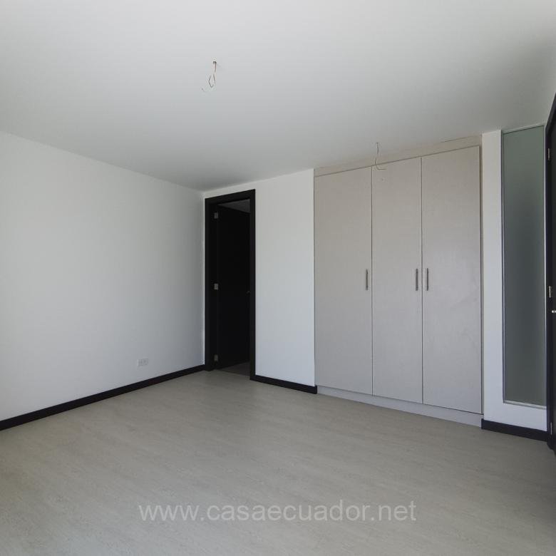 Suite en venta en Ponceano Quito por estrenar