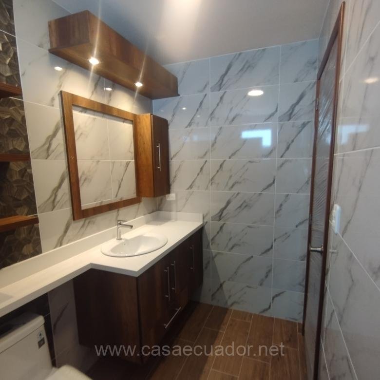 Casa nueva en venta en Los Chillos Quito con Crédito VIP