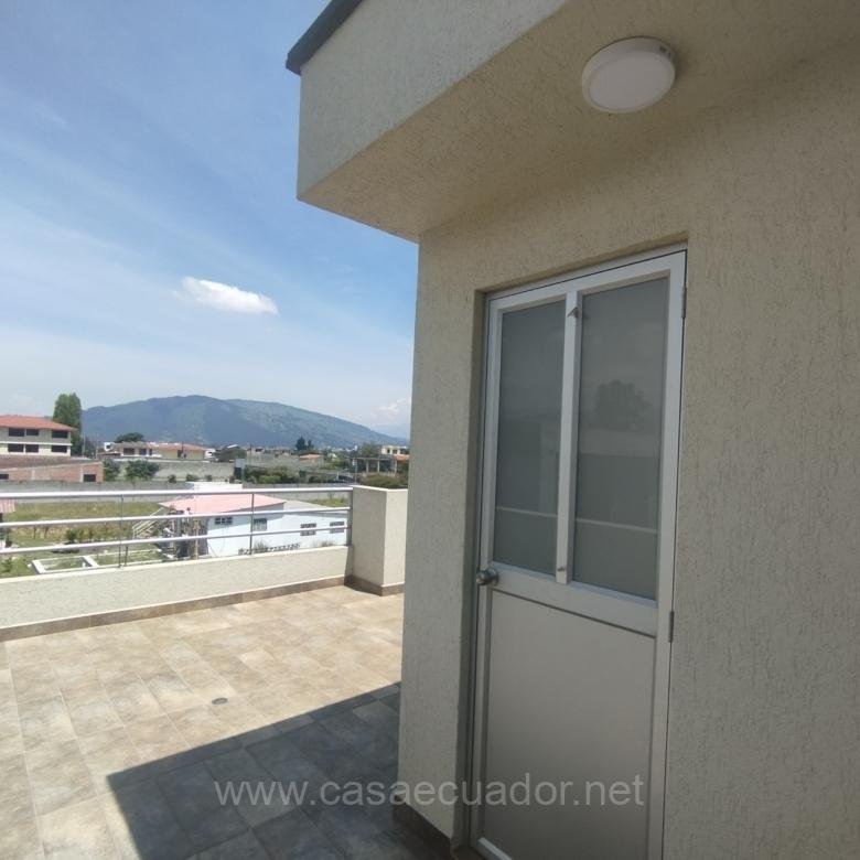 Casa nueva en venta en Los Chillos Quito con Crédito VIP