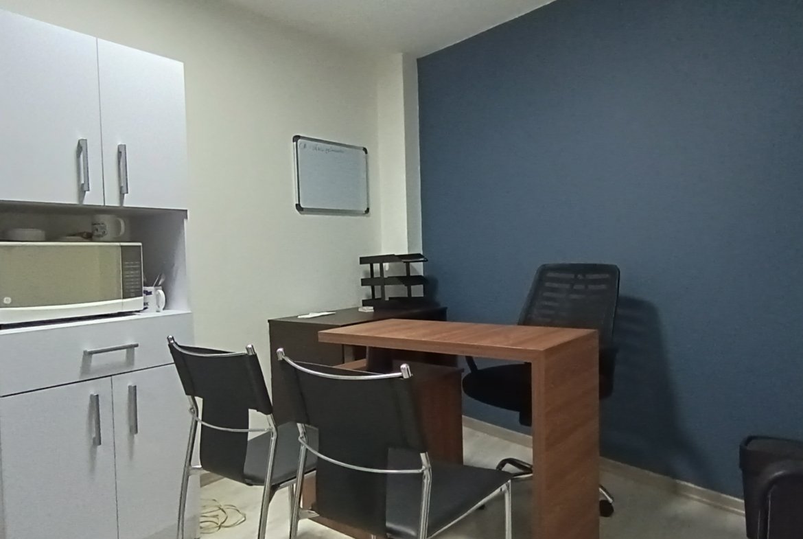 Renta Oficina Amoblada