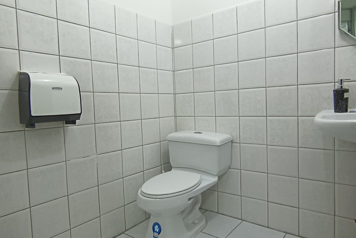 Renta Oficina Amoblada