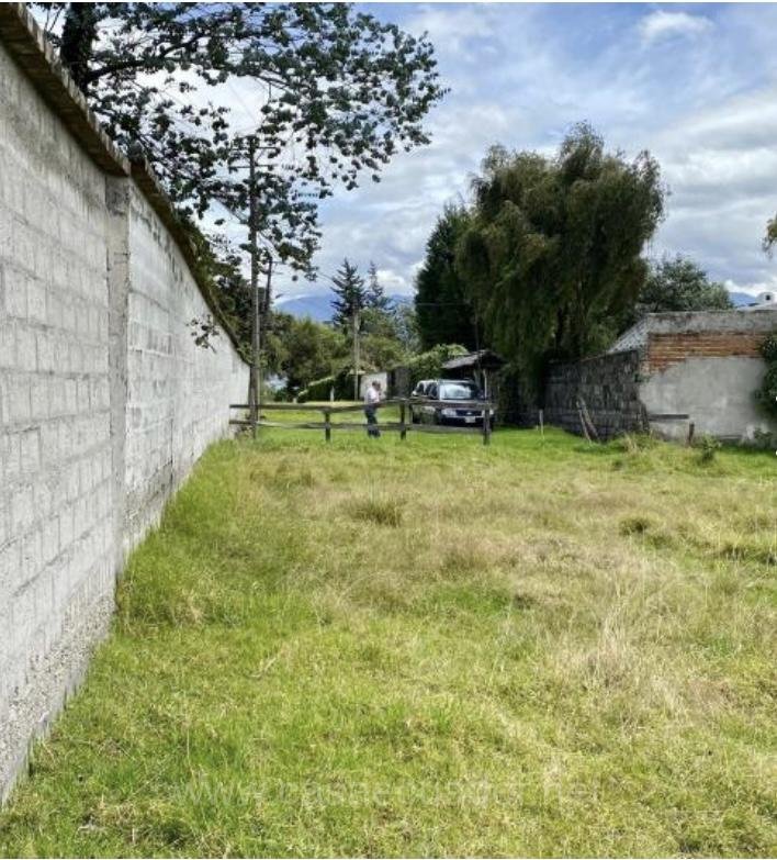 Terreno en Venta Valle de Los Chillos Sector Mansión Samzara