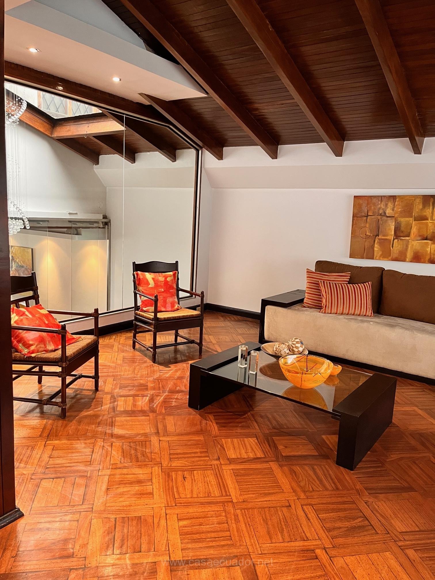 Casa Independiente de Lujo en Venta Quito Tenis