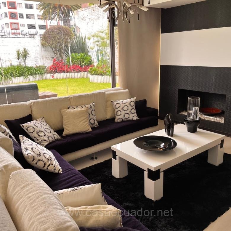 Casa Independiente de Lujo en Venta Quito Tenis