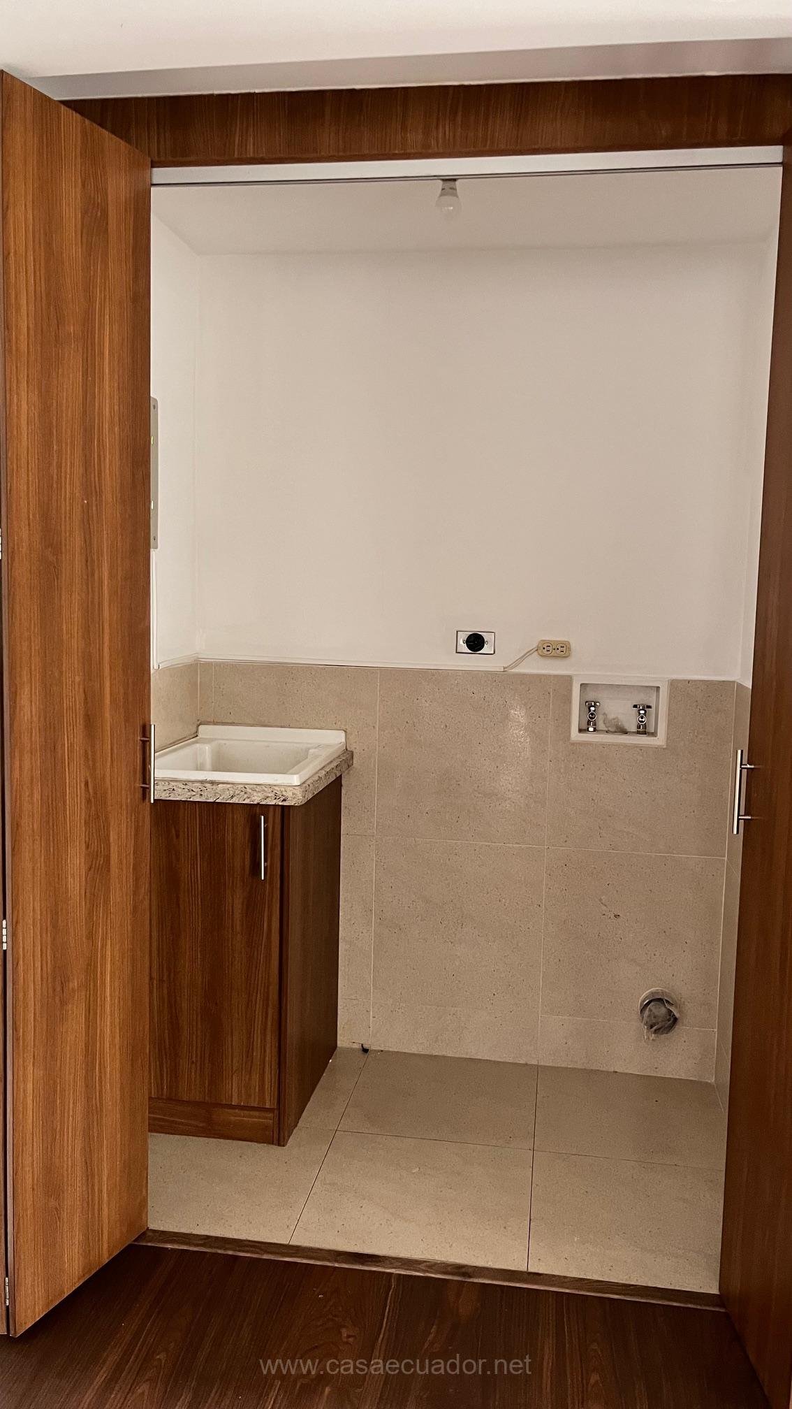 Departamento En Venta Sector La Carolina