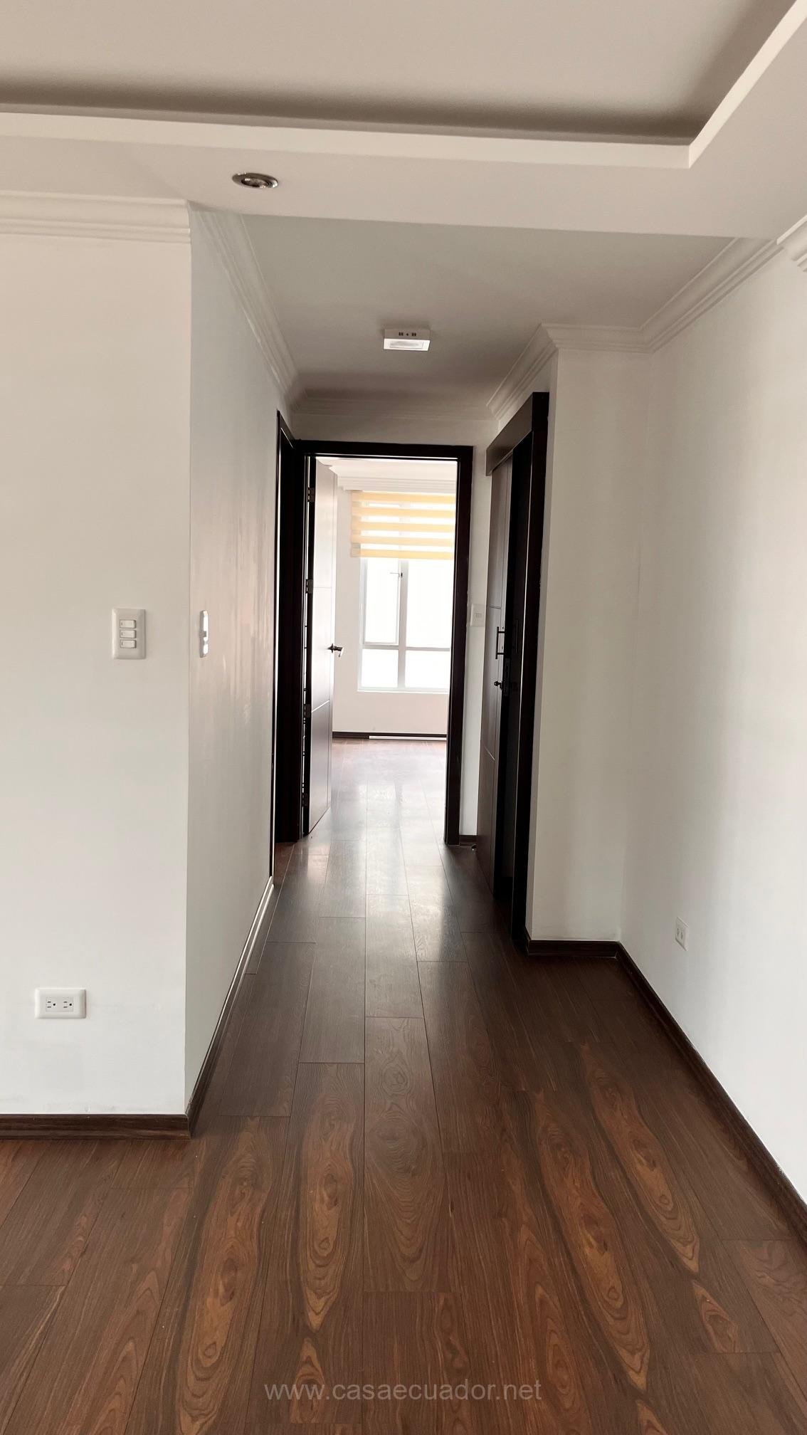 Departamento En Venta Sector La Carolina
