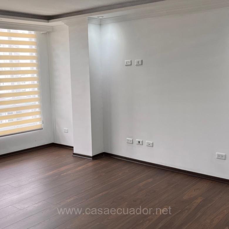 Departamento En Venta Sector La Carolina