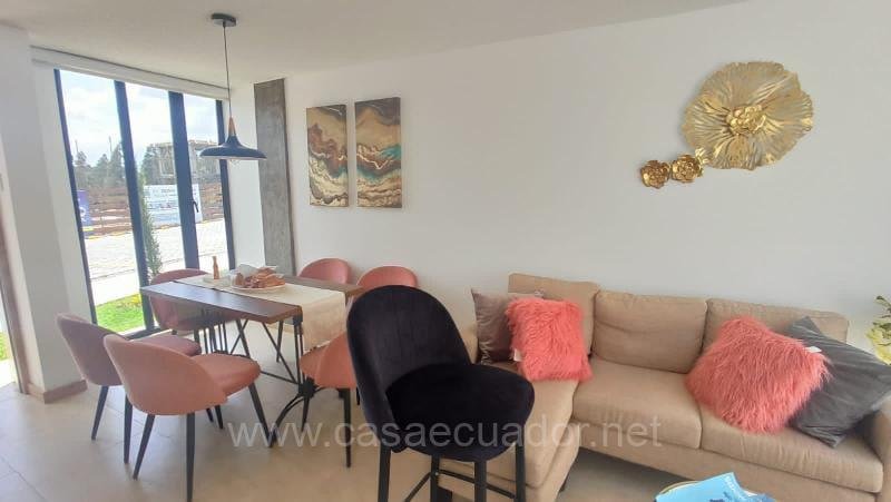 Casa de 2 Dormitorios en Venta Conocoto Valle de Los Chillos