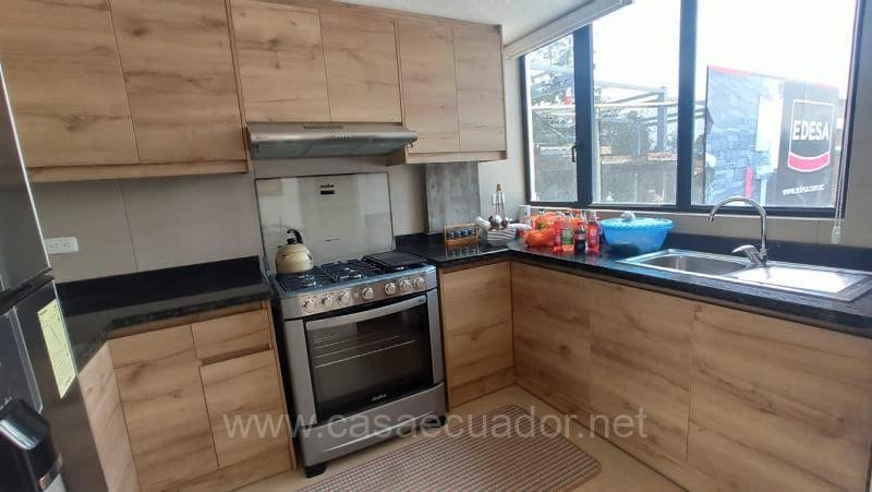 Casa de 2 Dormitorios en Venta Conocoto Valle de Los Chillos