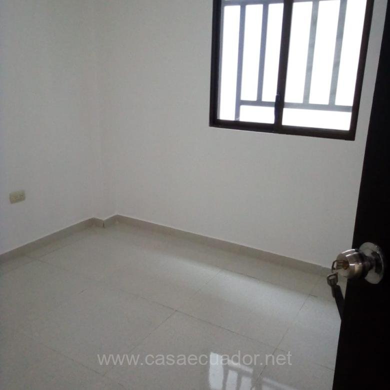 Casa de 3 Dormitorios en Venta Norte de Guayaquil