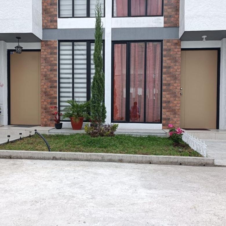 Casa de 2 Dormitorios en Venta Conocoto Valle de Los Chillos
