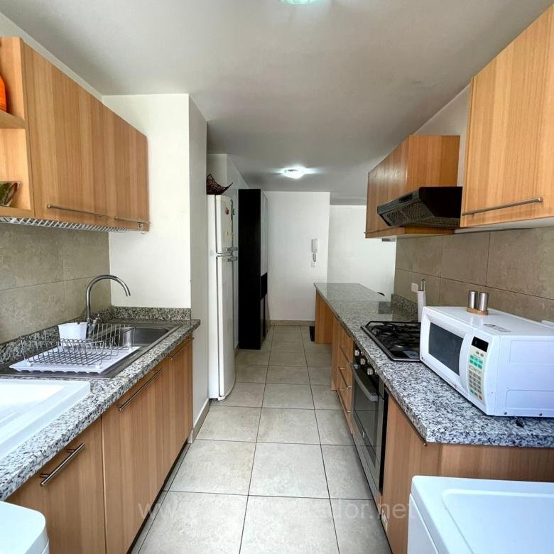 Departamento Amoblado de 2 Dormitorios en Venta República del Salvador Quito
