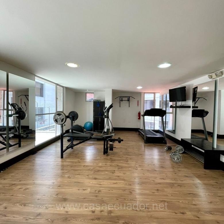 Departamento Amoblado de 2 Dormitorios en Venta República del Salvador Quito