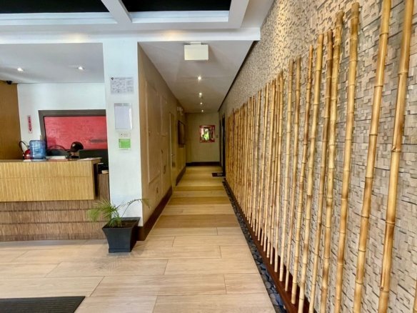 Departamento amoblado en venta República del Salvador Quito con 2 dormitorios