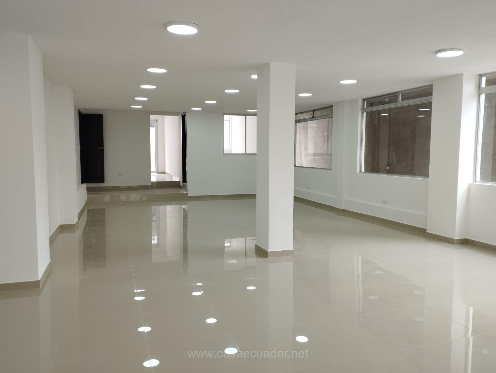 Local comercial en venta en San Rafael Sangolquí cerca de San Luis Shopping