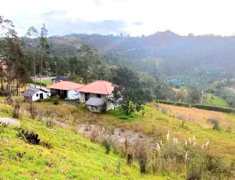 Terreno con casa de campo en venta en Sitincay Déleg