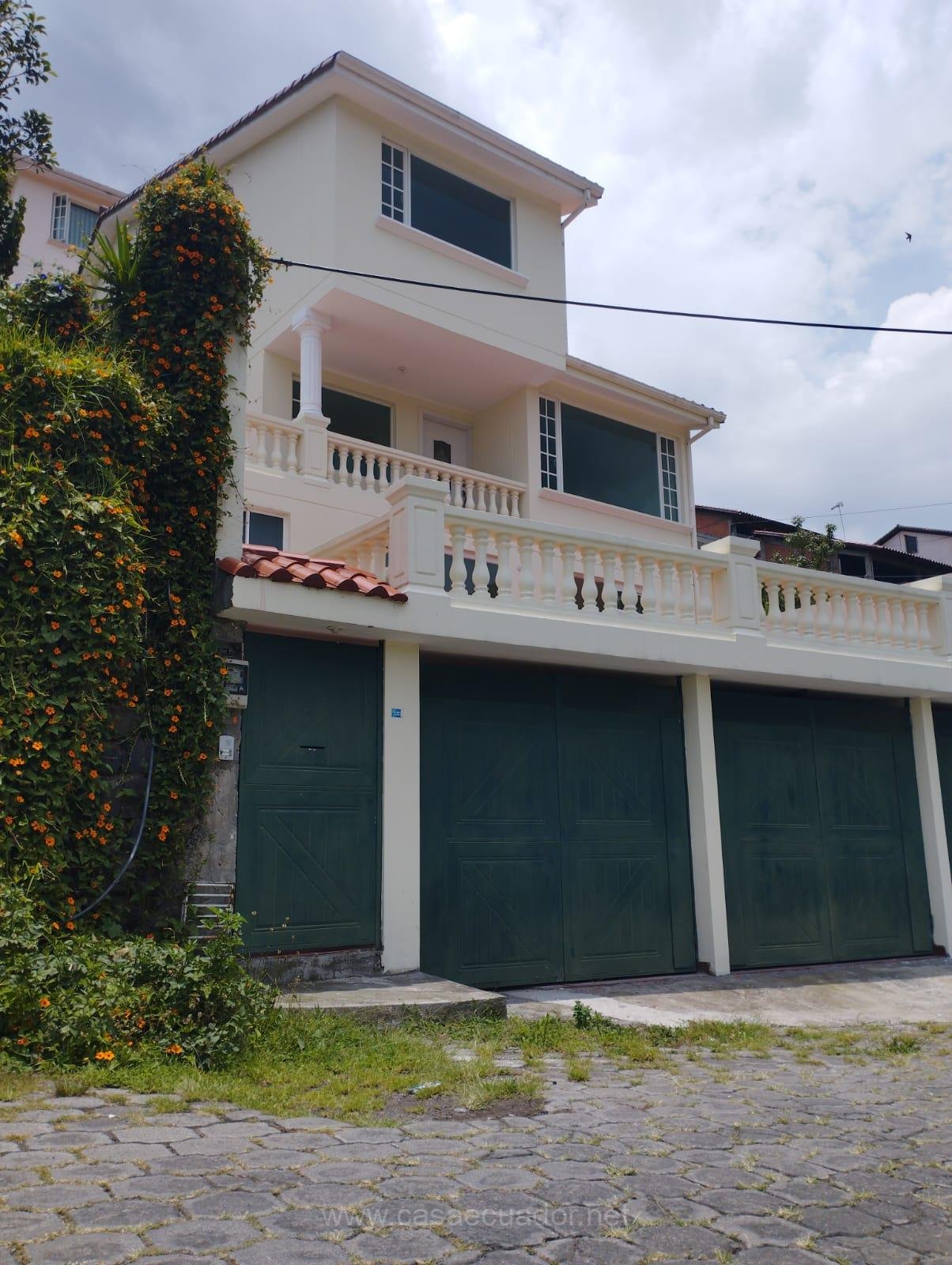 Casa independiente en venta en Capelo Sangolquí
