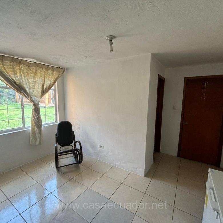 Casa rentera en venta en San Marcos Sangolquí con departamento independiente