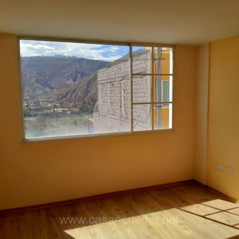 Casa independiente en venta en Pomasqui
