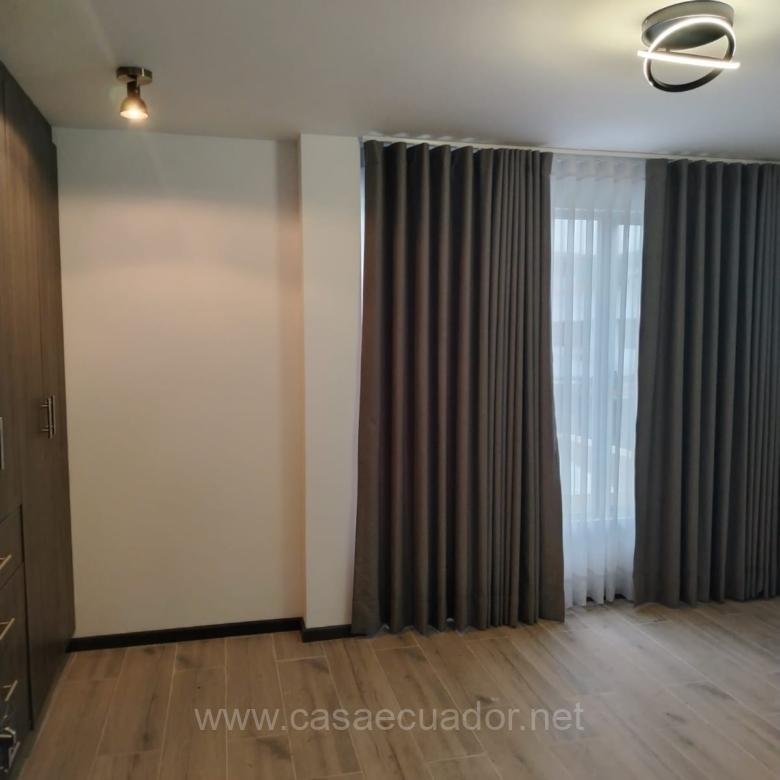 Casa independiente en venta Valle de Los Chillos