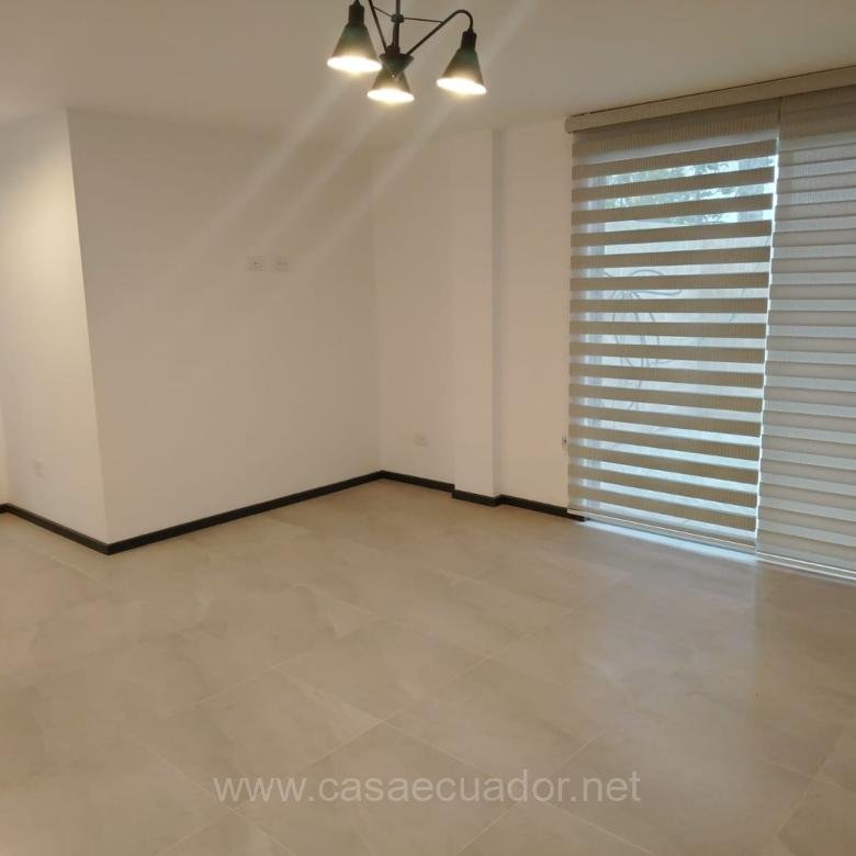 Casa independiente en venta Valle de Los Chillos
