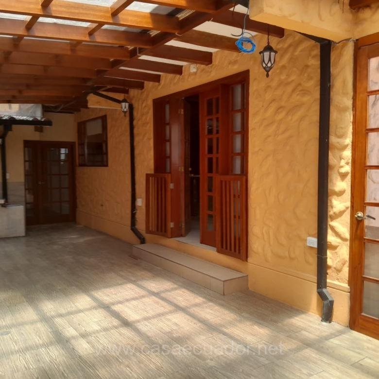 Casa en venta cerca del Ilaló en Sangolquí