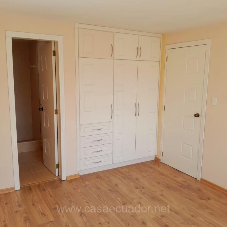 Casa independiente en venta en Pomasqui