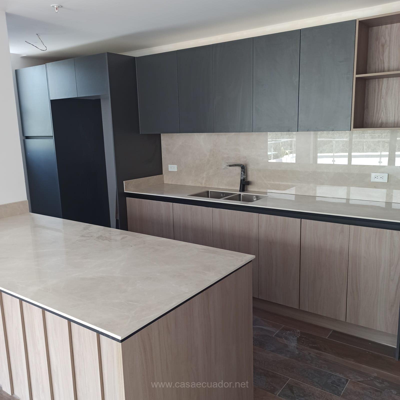 Departamento en venta en Monteserrín con 3 dormitorios