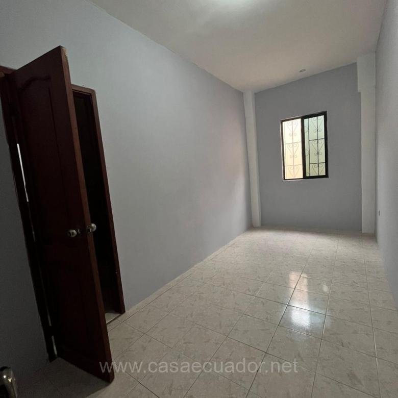 Casa rentera en venta cerca del Mall del Río Guayaquil