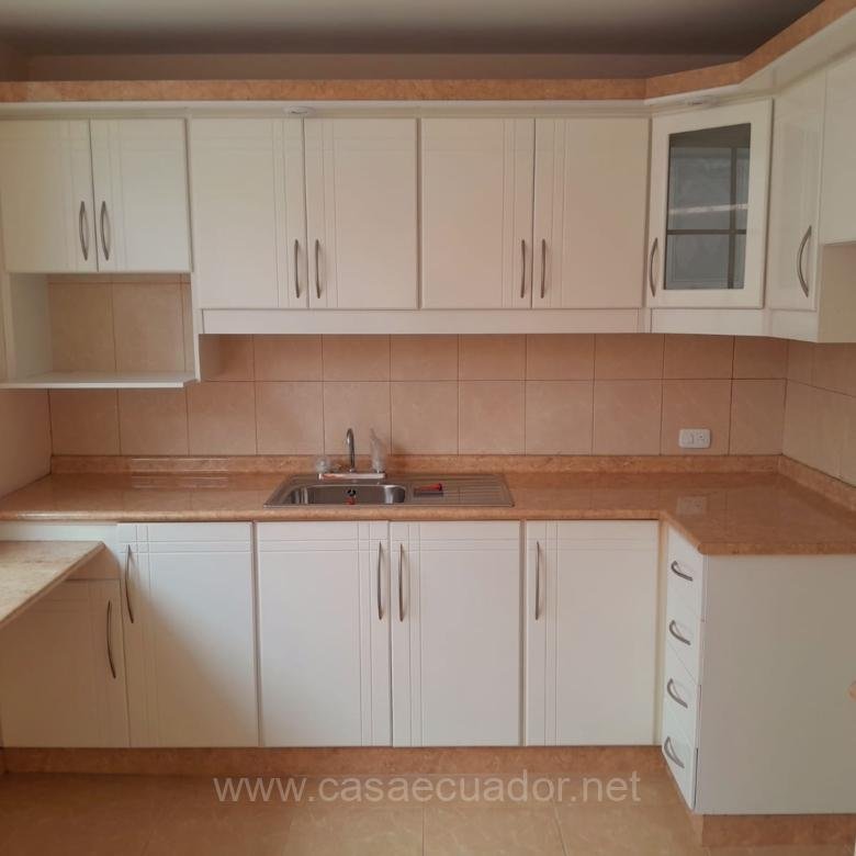 Casa independiente en venta en Pomasqui