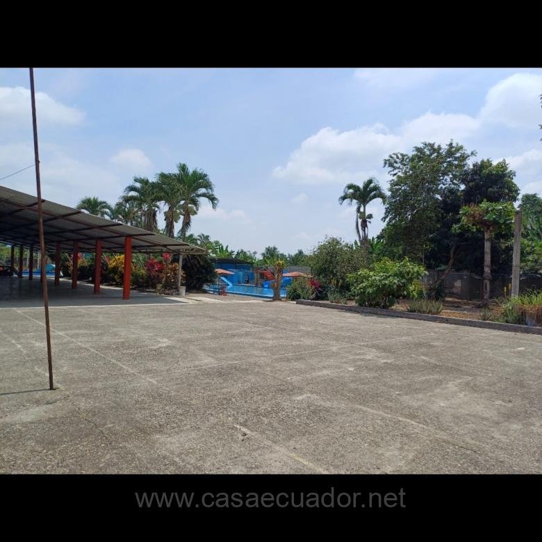 Complejo turístico en venta en Quinsaloma