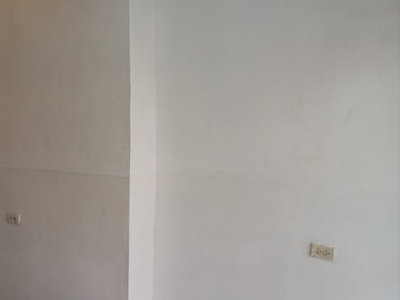 Local comercial en alquiler en Letamendi cerca de colegios y servicios