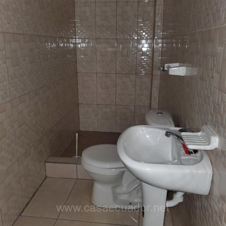 Casa rentera en Suburbio Guayaquil