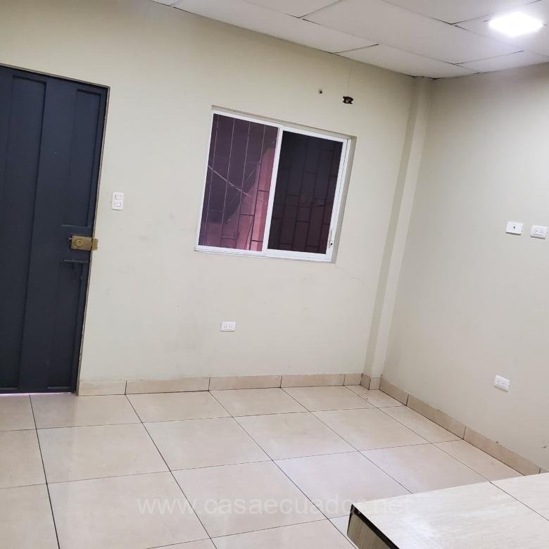 Casa rentera en Suburbio Guayaquil