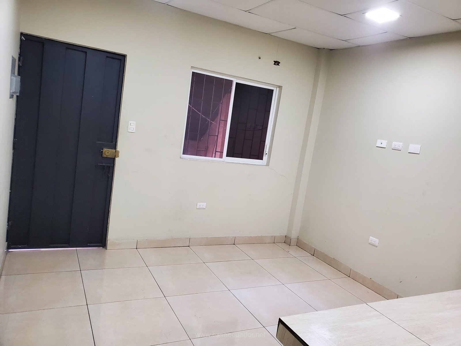 CASA RENTERA GUAYAQUIL SUBURBIO