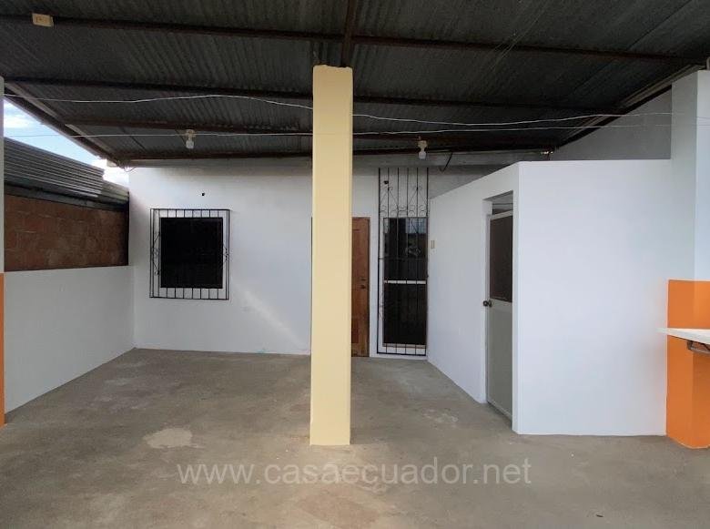 Casa rentera en venta en Chone